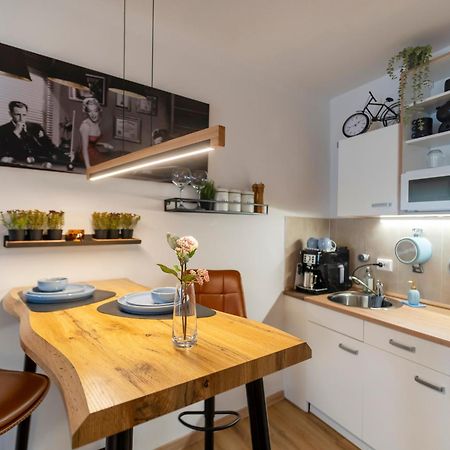 Premium Apartment Inspiriert Von Marilyn Monroe-Bremen City Center Zewnętrze zdjęcie